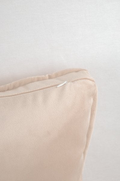 Tokyo Krem Dekoratif Yastık Kılıfı 45*45