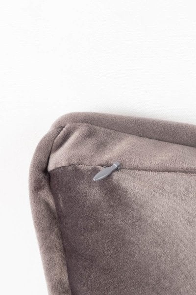 Tokyo Koyu Gri Dekoratif Yastık Kılıfı 45*45