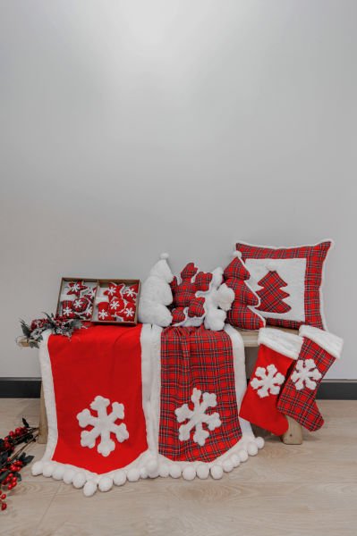 YILBAŞI KIRMIZ ÇORAP