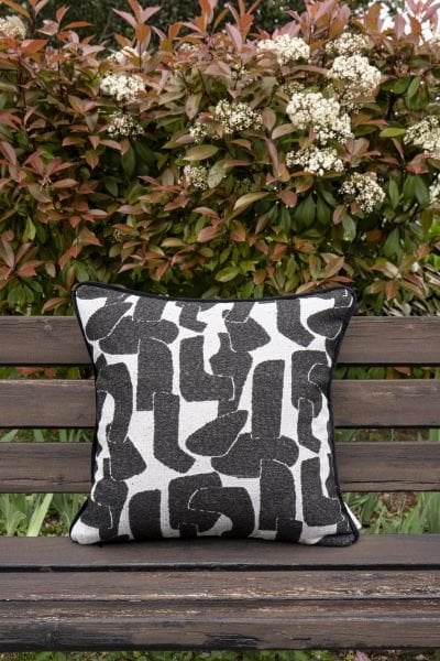 Pattern Siyah Dekoratif Yastık Kılıfı