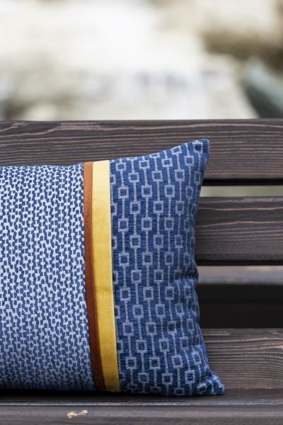 Navy Blue Şeritli Dekoratif Yastık Kılıfı