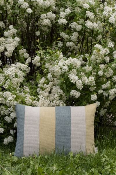 Serenity Çizgili Dekoratif Yastık Kılıfı