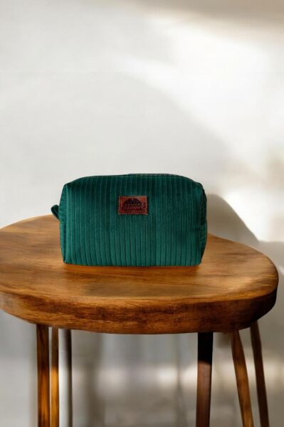 GLOW CASE MAKYAJ ÇANTASI